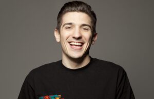 Comedian Andrew Schulz Talks About Being Punched by Heckler During His Early Days In Comedy