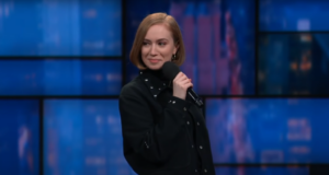 “Hacks” Star Hannah Einbinder Talks About Early Stand-Up Comedy Career On Late Night w/ Seth Meyers