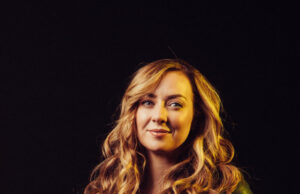 Erin Tracy’s Stand-Up Special Inside The Comedy Cube