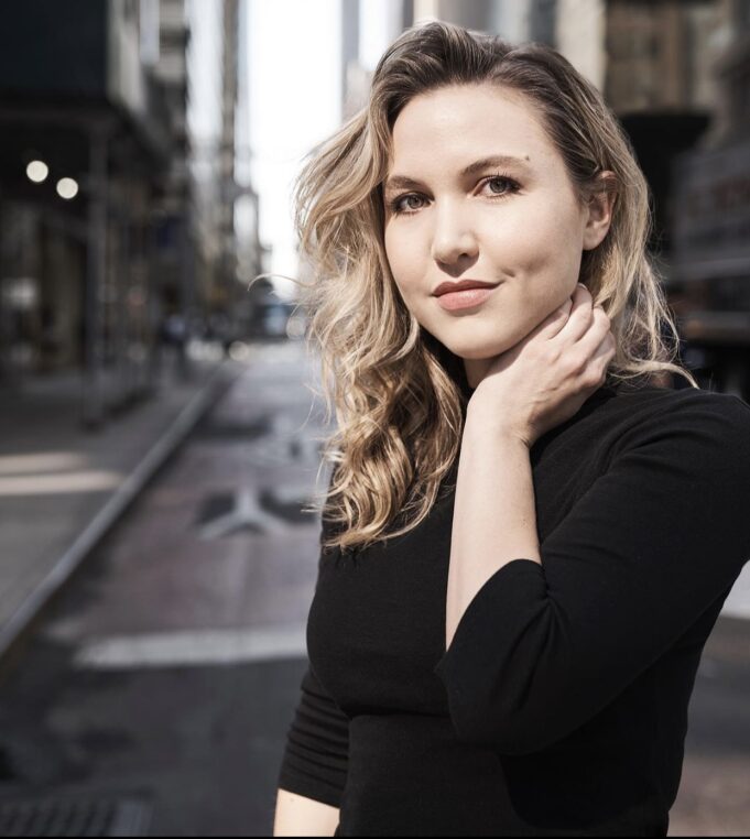 New Taylor Tomlinson Comedy Special Set For Netflix