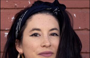 Comedian of the Day (3/30/22): Polly Wolly