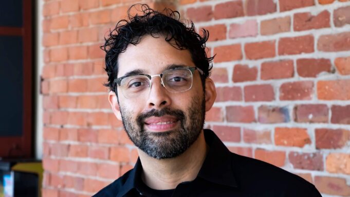 Comedian of the Day (10/31/22): Carlos Rodriguez