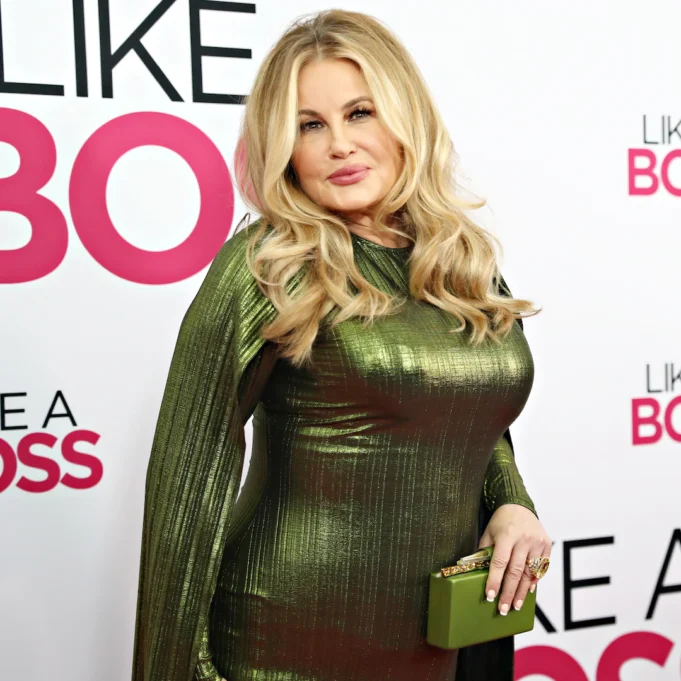 Jennifer Coolidge To Receive Comedic Genius Award At 2023 MTV Movie & TV Awards