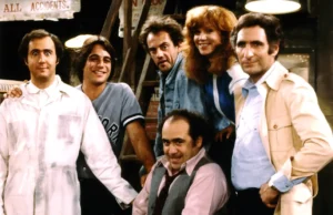 “Taxi” Cast Reunite 40 Years After Show Ends