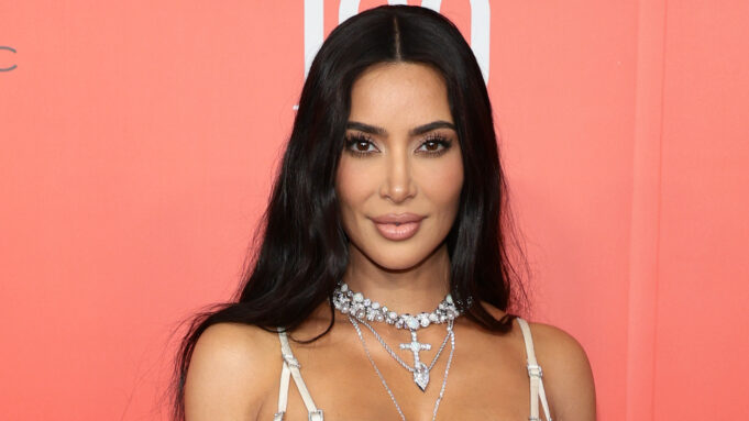 Kim Kardashian Set To Star In “The 5th Wheel”