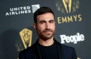 Brett Goldstein To Guest Star In “Shrinking” Season 2