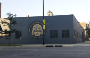 Teehee’s Comedy Club Set To Reopen Downtown Des Moines, IA