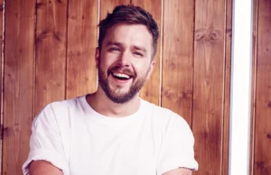 “Love Island USA” Iain Stirling Announces Comedy Tour