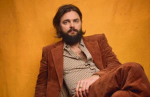 Nick Thune Signs With Avesta Entertainment