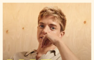 Mae Martin Announces 2026 Comedy Tour